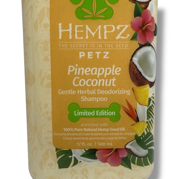 Hempz Petz Dog Shampoo Pineapple Coconut Gentle Deodorizing Hemp Seed Oil 17 oz. - Picture 6 of 11